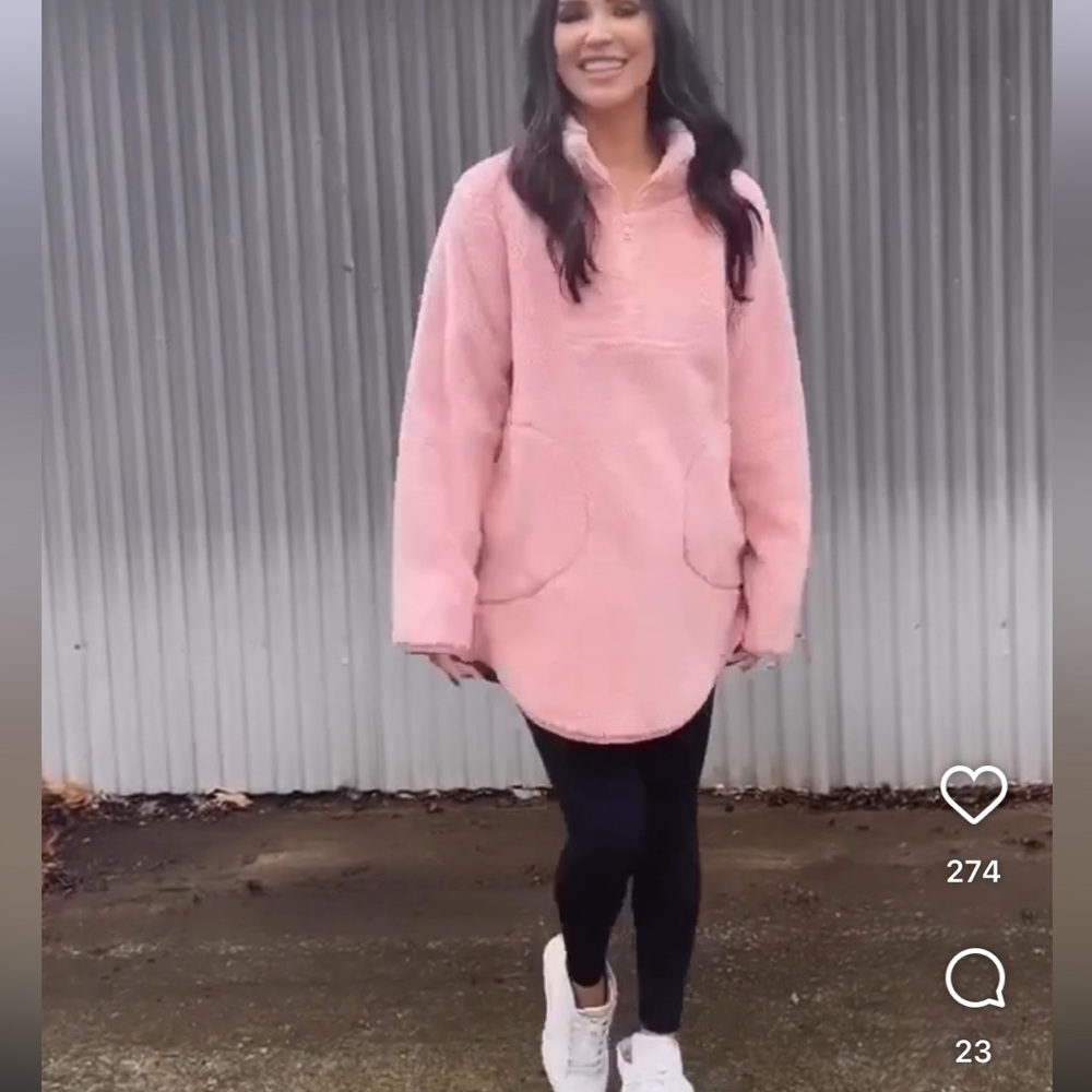 Smash & Tess Kaitlyn Bristowe collab teddy/Sherpa quarter zip pullover